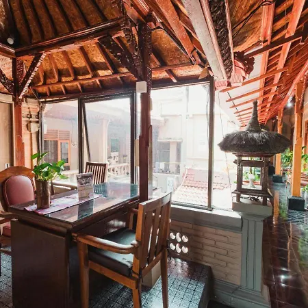 Tempo Doeloe Homestay Kuta